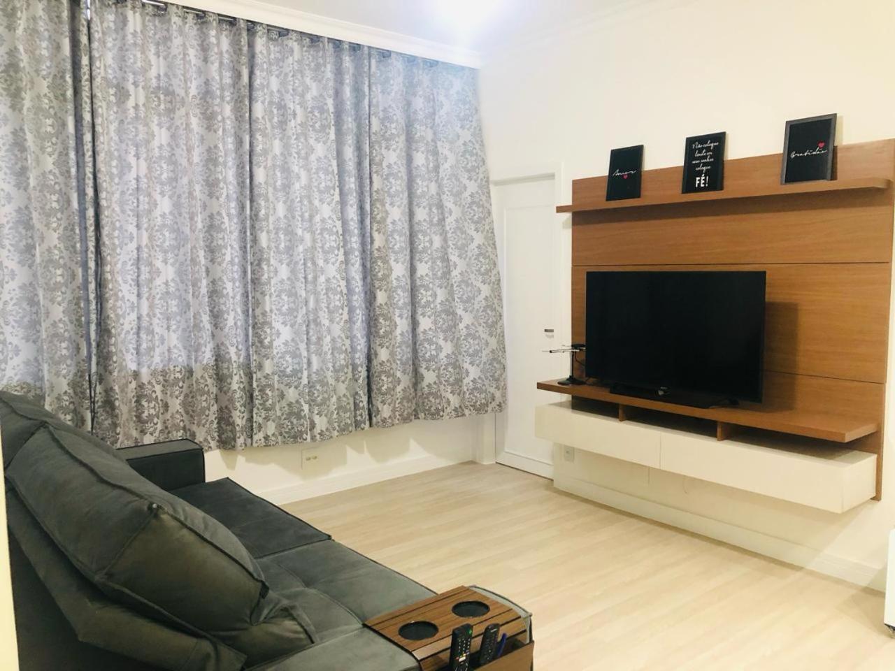 Apto Maravilhoso 1 Quadra Da Copacabana Apartment Rio de Janeiro