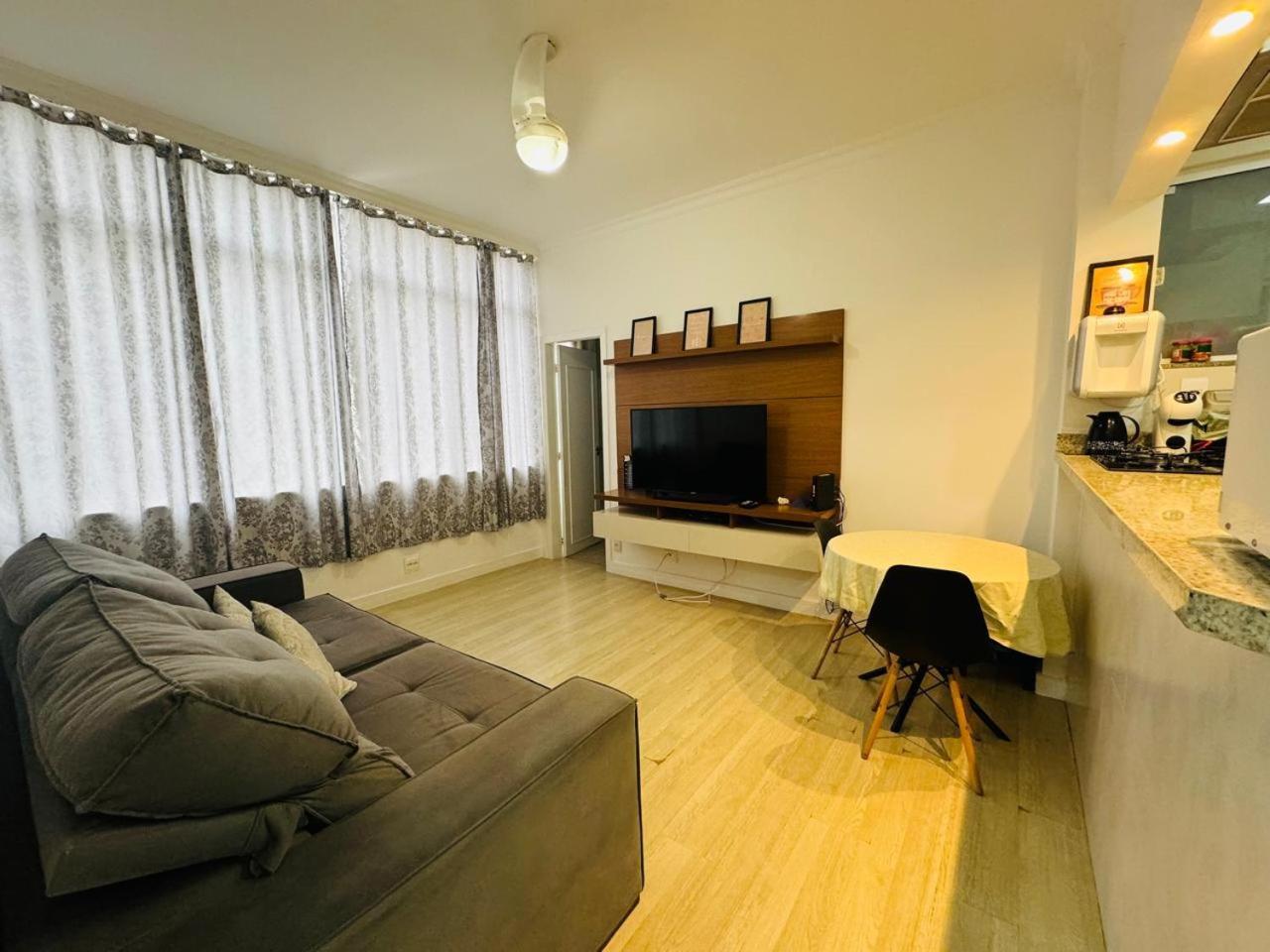 Apartment Apto Maravilhoso 1 Quadra Da Copacabana